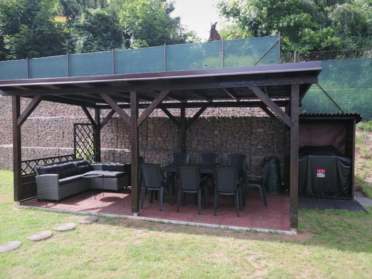 Apartmanovy Dum Sklipek トルトノフ エクステリア 写真