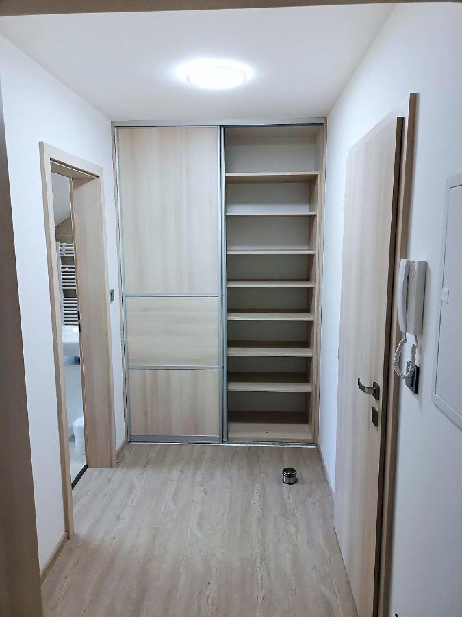 Apartmanovy Dum Sklipek トルトノフ エクステリア 写真